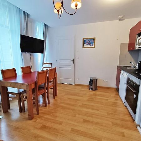 Il Etait Une Fois Luchon, T2, Centre Luchon, Wifi, Casier A Skis, Ascenseur, 4 Personnes Apartment Bagneres-de-Luchon Exterior photo
